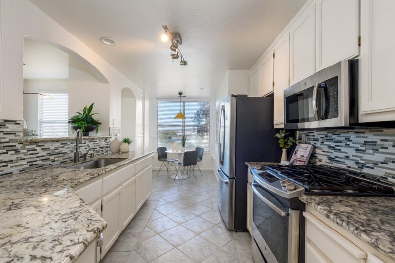 500 Baltic Circle 524