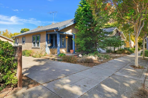 Photo of 979 Longley Avenue, SAN JOSE, CA 95125 (MLS # ML82065625)