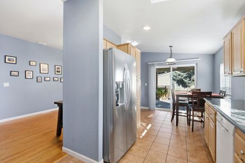 Tiny photo for 125 N Mary Avenue #36, SUNNYVALE, CA 94086 (MLS # ML82028275)