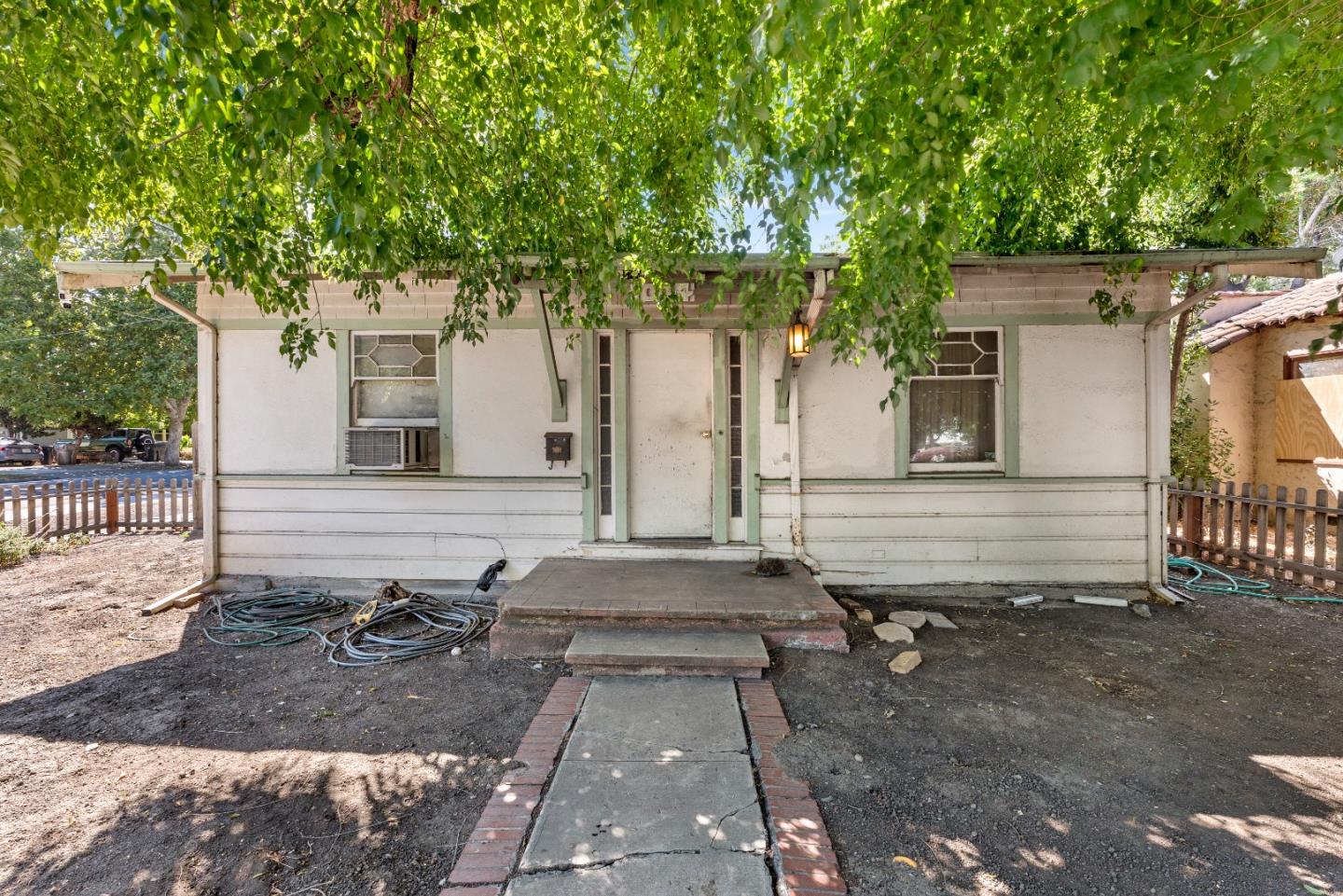 1004 Vermont Street