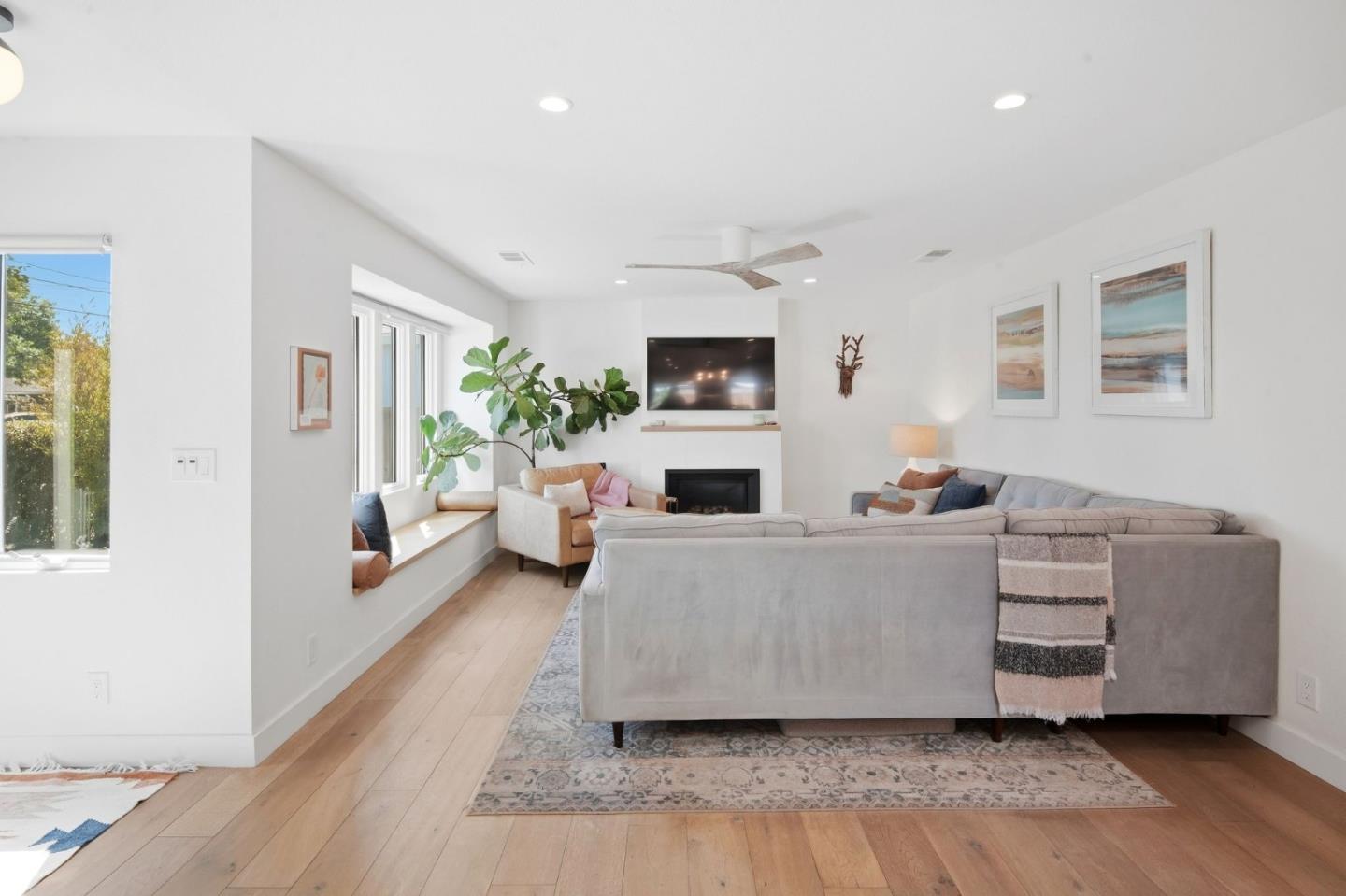 425 Sunberry Drive