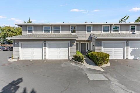 Photo of 106 Bascom Court, CAMPBELL, CA 95008 (MLS # ML82062160)