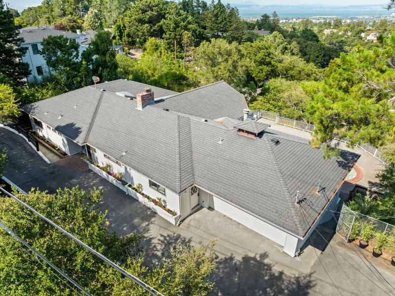 1407 Carlton Road
