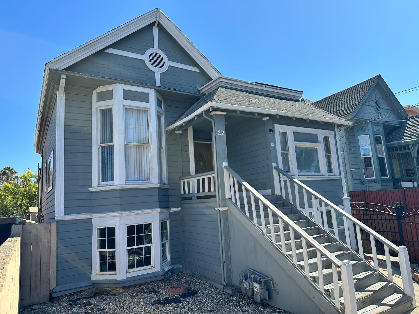 22 South 10th Street