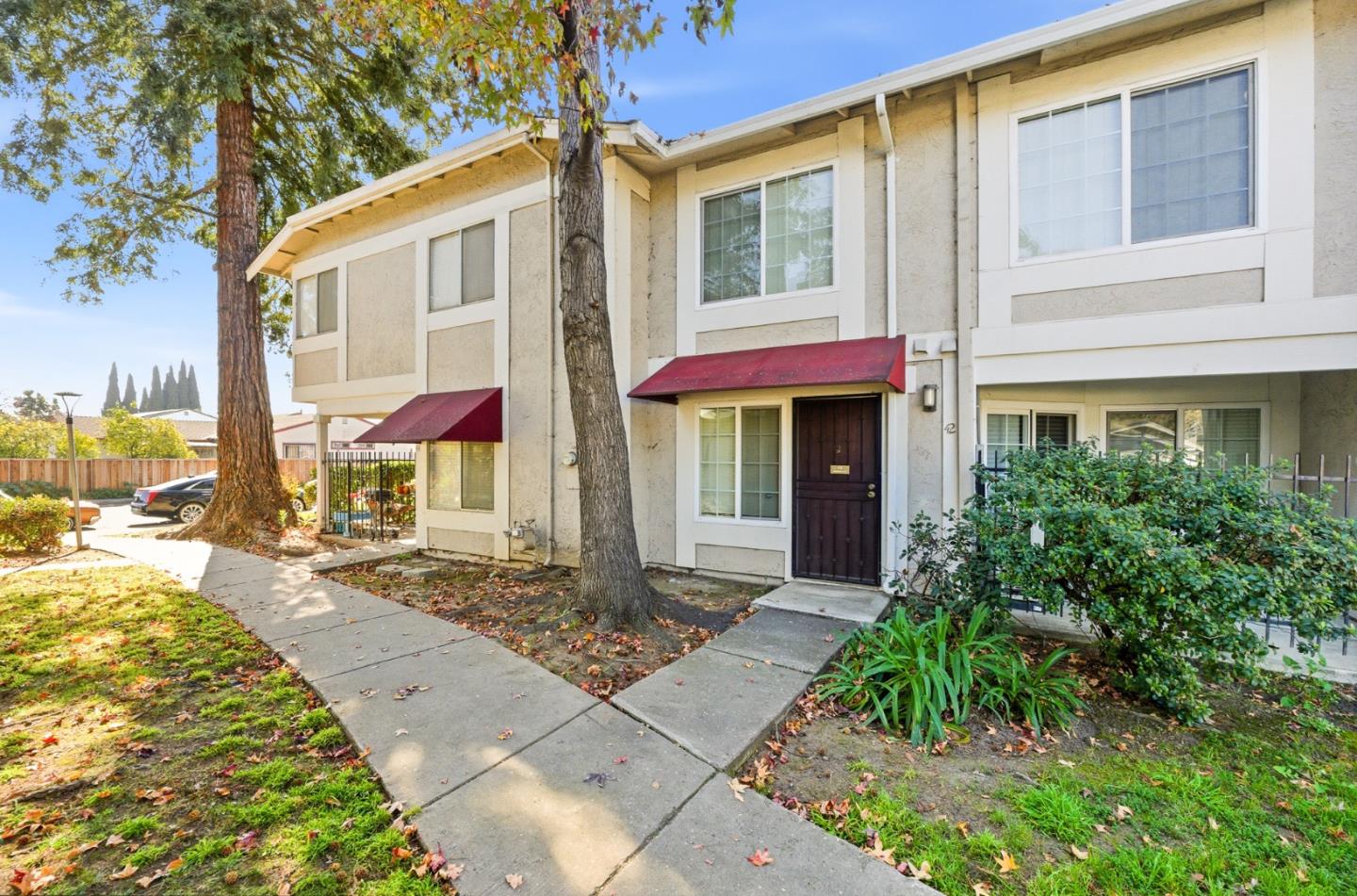 42 Muirfield Court