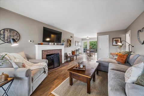 Tiny photo for 3605 Pacific Boulevard, SAN MATEO, CA 94403 (MLS # ML82025121)