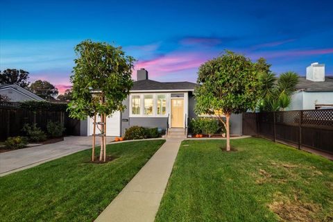 Tiny photo for 3605 Pacific Boulevard, SAN MATEO, CA 94403 (MLS # ML82025121)