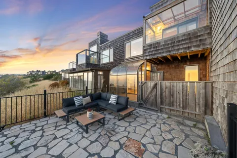 278 Beachview Avenue Unit 24, Pacifica, CA 94044 - #: ML81999071