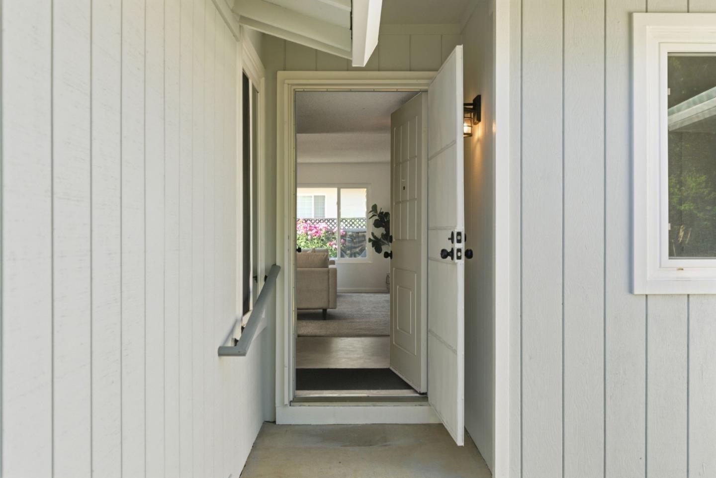 2907 Queens Estates Court