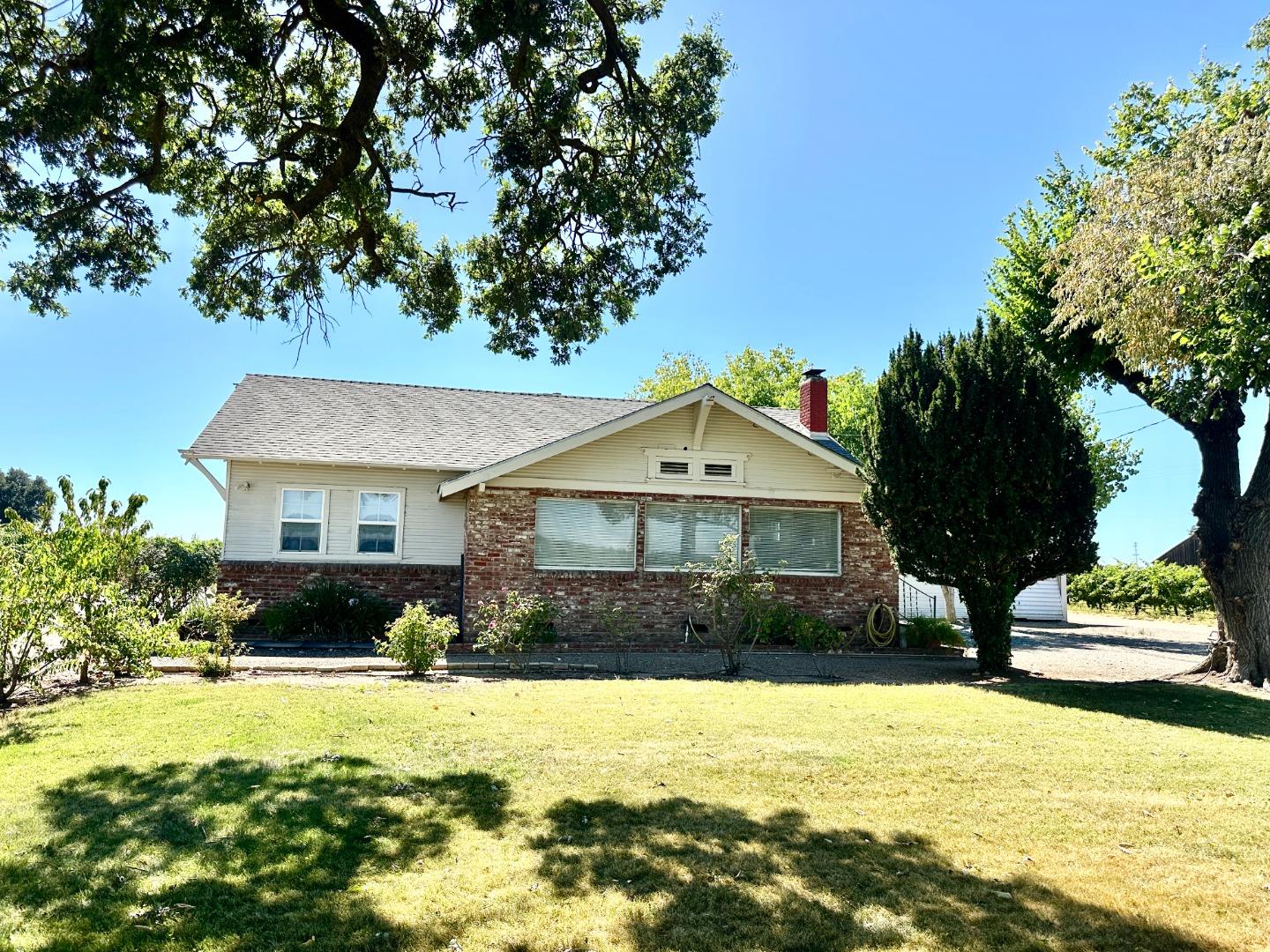 19025 North Devries Road