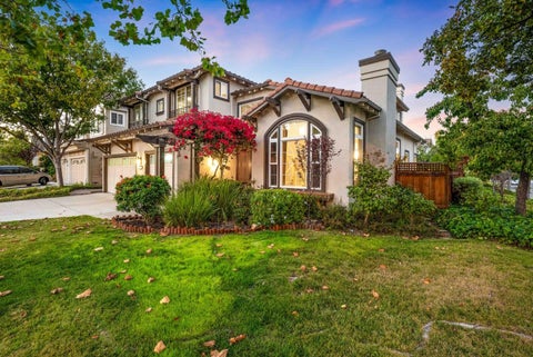 Photo of 18962 Bellgrove Circle, SARATOGA, CA 95070 (MLS # ML81948519)