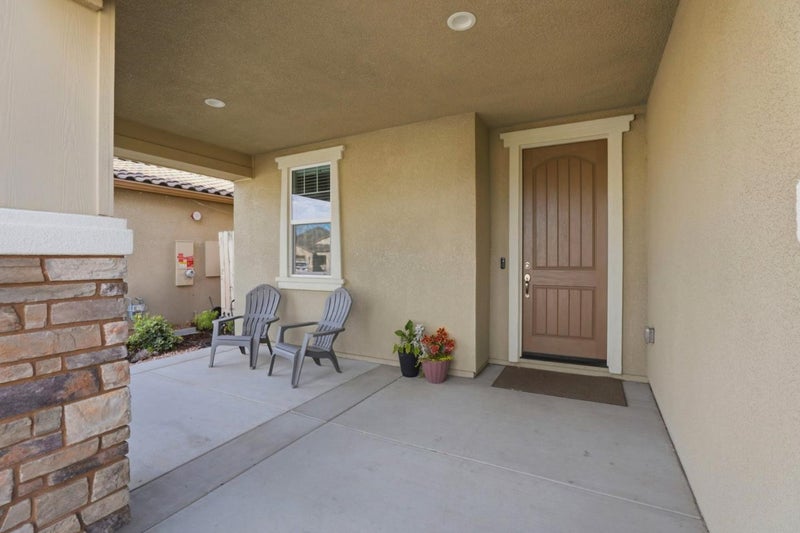 1097 Sunridge Drive