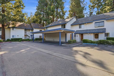 Photo of 1028 Summermist Court, SAN JOSE, CA 95122 (MLS # ML82045382)