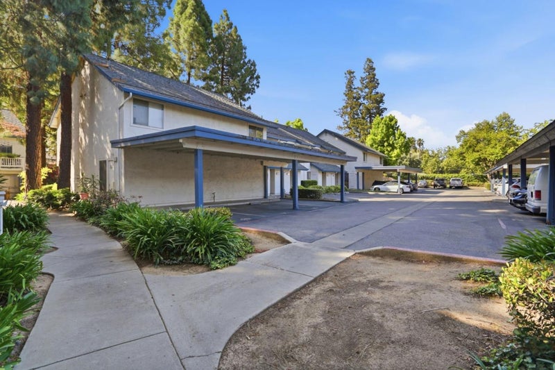 1028 Summermist Court