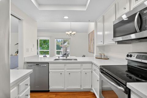 Tiny photo for 1874 Huxley Court, SAN JOSE, CA 95125 (MLS # ML82031211)