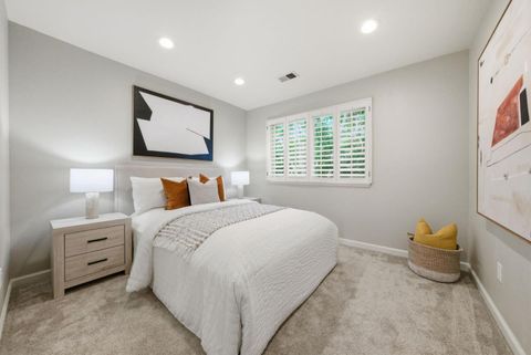 Tiny photo for 126 Via Lago, Los Gatos, CA 95032 (MLS # ML82034857)