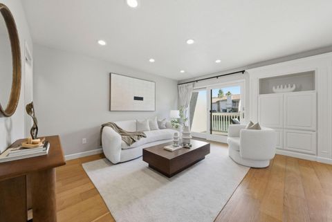 Photo of 126 Via Lago, Los Gatos, CA 95032 (MLS # ML82034857)