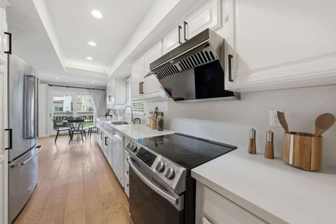 Tiny photo for 126 Via Lago, Los Gatos, CA 95032 (MLS # ML82034857)