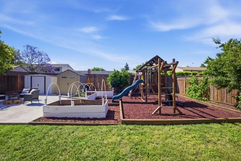 Tiny photo for 520 Tigerwood Way, SAN JOSE, CA 95111 (MLS # ML82045378)