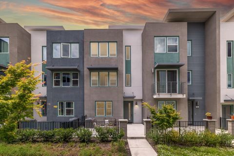 Tiny photo for 286 AGUSTIN NARVAEZ Street #UNIT 3, SAN JOSE, CA 95136 (MLS # ML82046104)