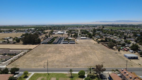 SAN LUIS ST, LOS BANOS, CA 93635 - Image f371cf6422c2b2e2d6a84af11ad3093c/2034973442