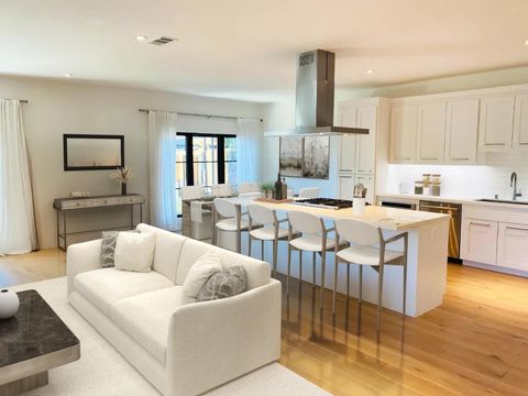 Photo of 1326 HOOVER Street #6, MENLO PARK, CA 94025 (MLS # ML82021067)