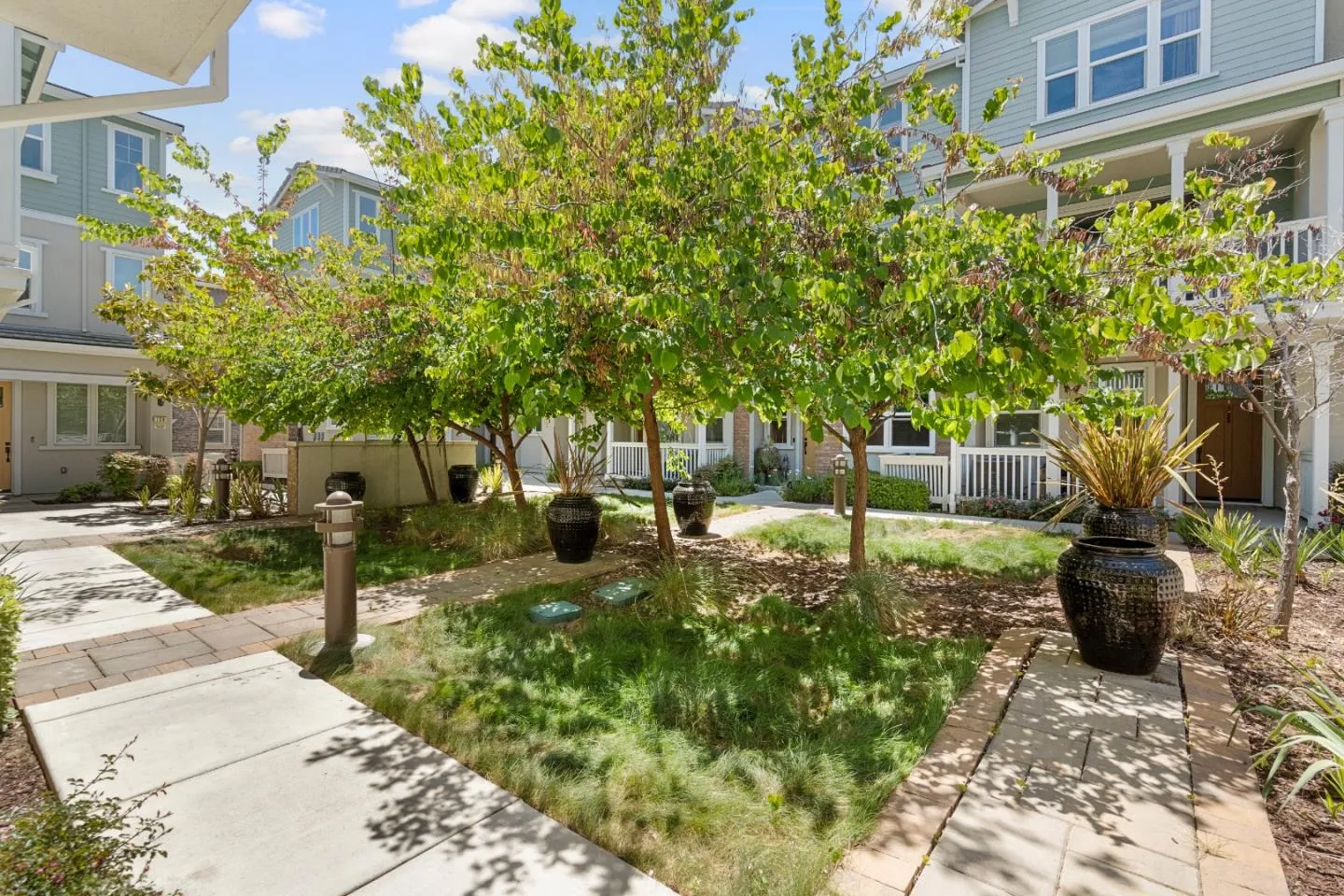 Sunnyvale, California 94086, United States, 3 Bedrooms Bedrooms, ,4 BathroomsBathrooms,Residential,Active,145704