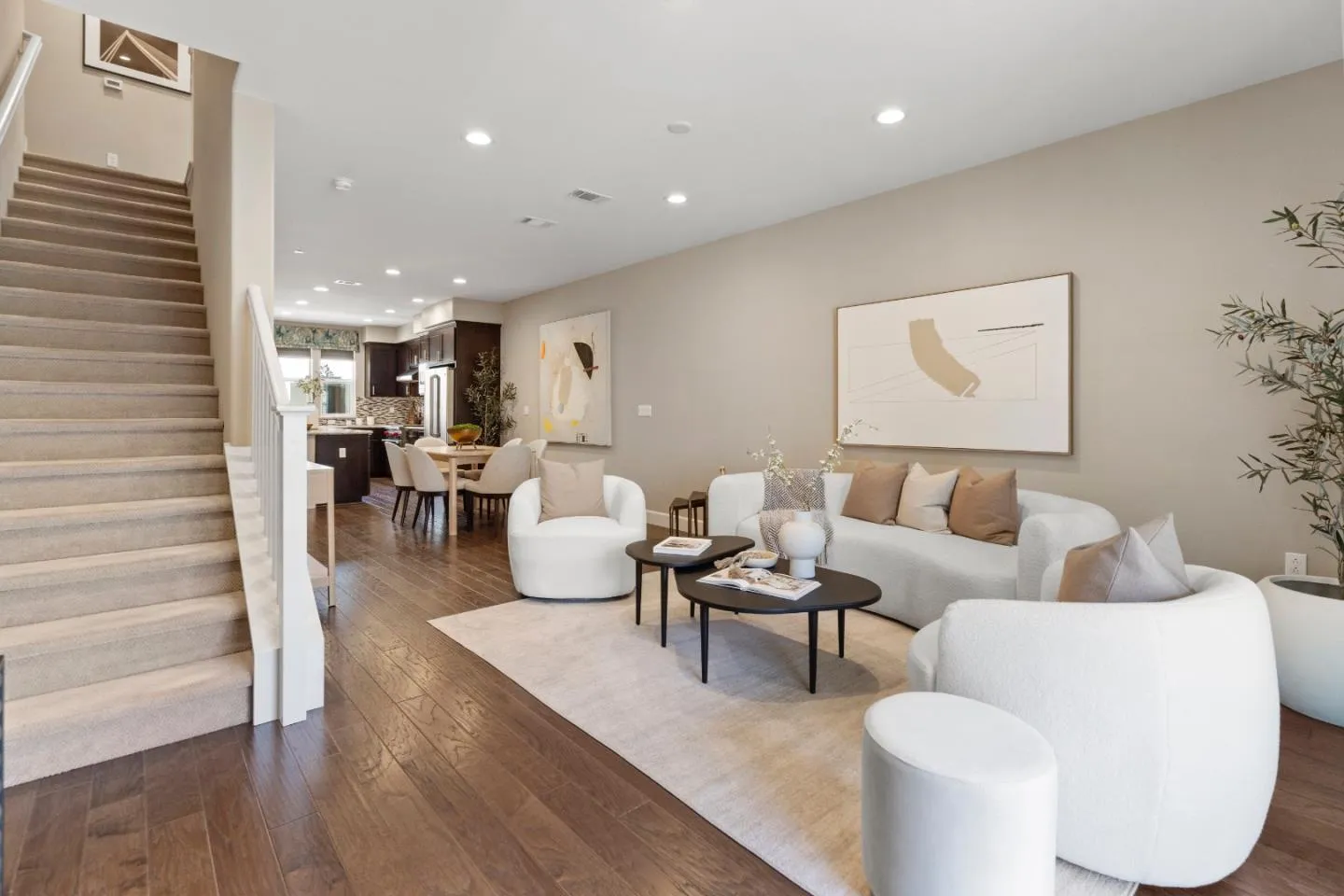 Sunnyvale, California 94086, United States, 3 Bedrooms Bedrooms, ,4 BathroomsBathrooms,Residential,Active,145704