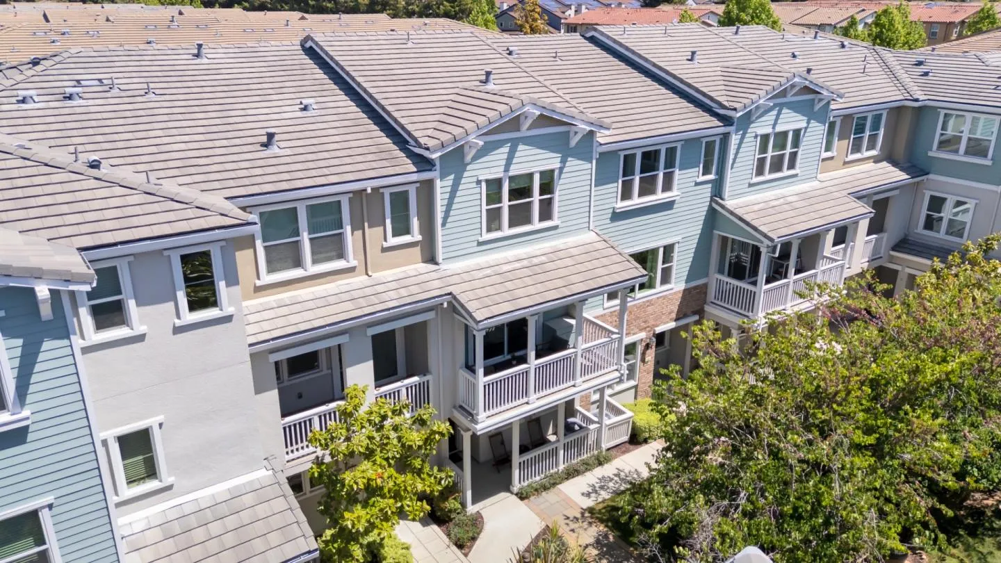 Sunnyvale, California 94086, United States, 3 Bedrooms Bedrooms, ,4 BathroomsBathrooms,Residential,Active,145704