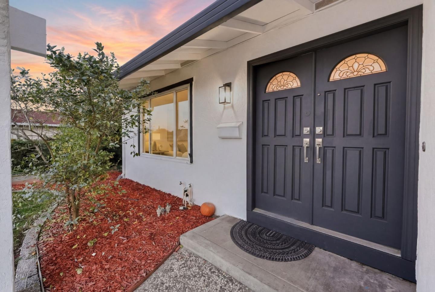 3104 San Andreas Drive