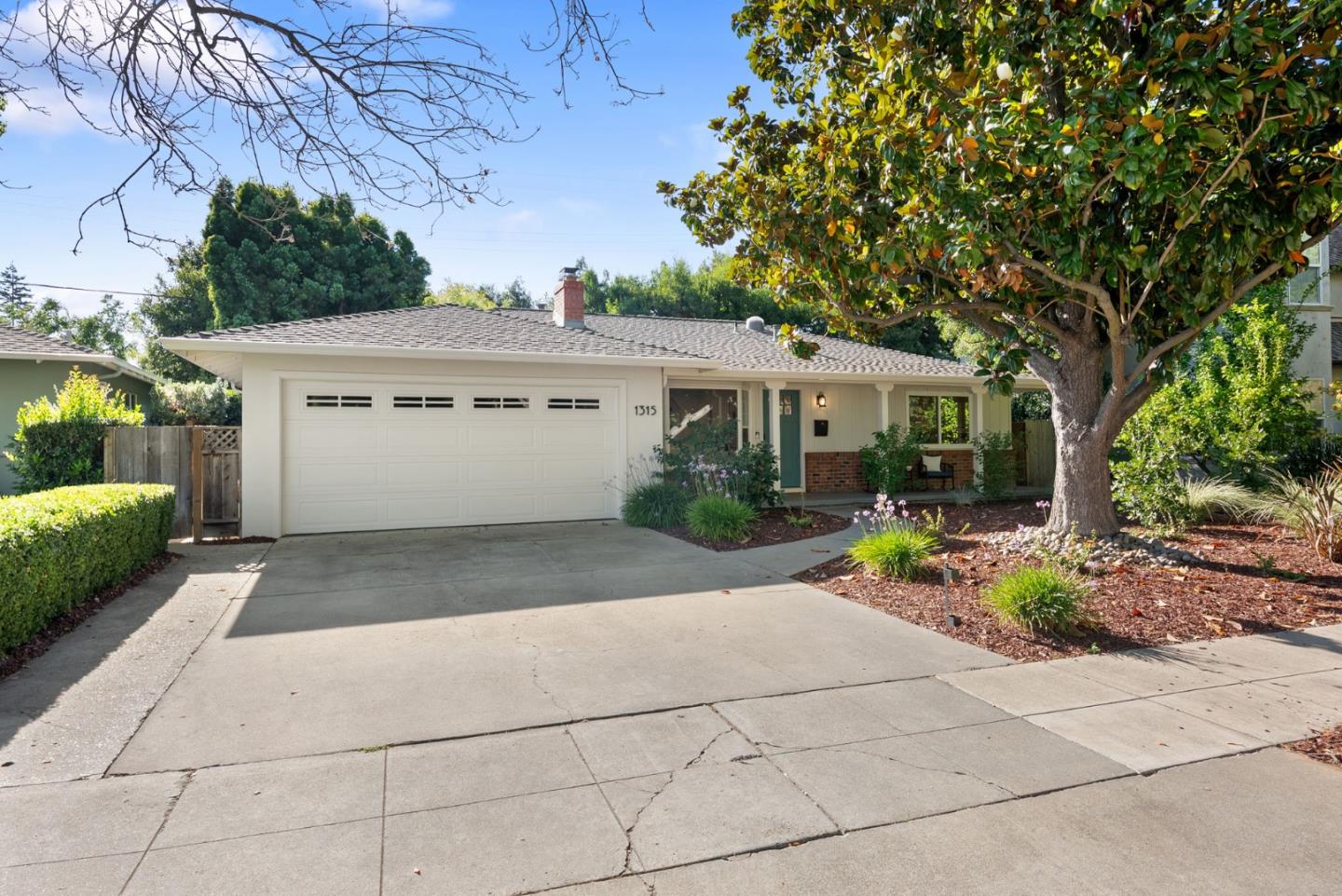 1315 Glen Eyrie Avenue