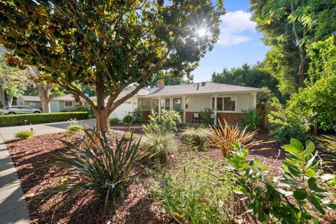 Photo of 1315 Glen Eyrie Avenue, San Jose, CA 95125 (MLS # ML82051164)