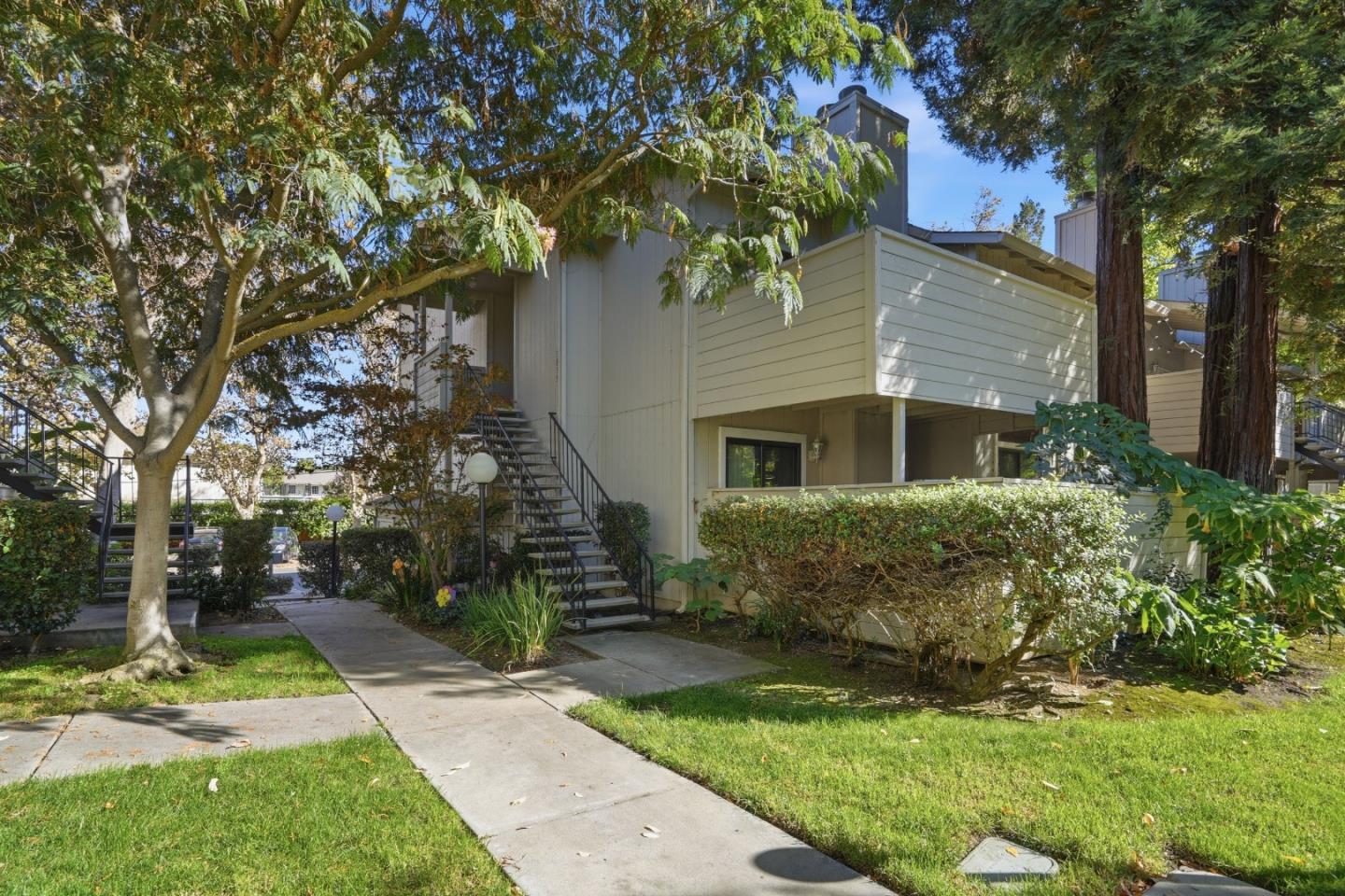 3833 Panda Drive