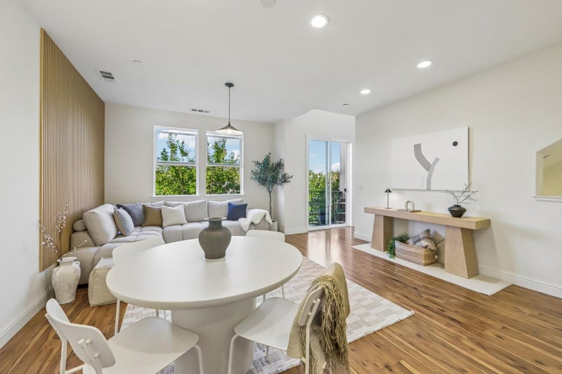 391 Charles Morris Terrace