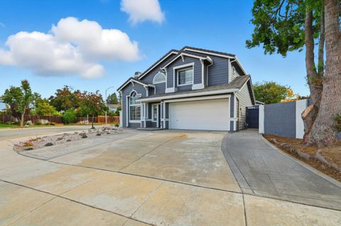 Tiny photo for 1475 Leaftree Circle, SAN JOSE, CA 95131 (MLS # ML82025533)
