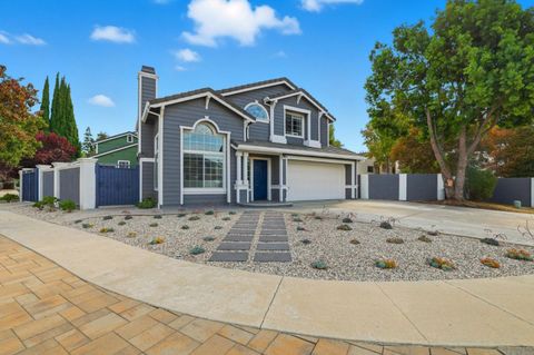 Tiny photo for 1475 Leaftree Circle, SAN JOSE, CA 95131 (MLS # ML82025533)