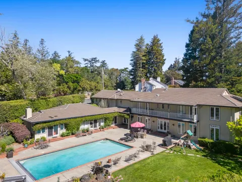 452 Roblar Avenue, Hillsborough, CA 94010 - #: ML82050602