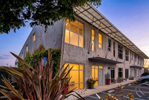 Photo of 108 High Road, SANTA CRUZ, CA 95060 (MLS # ML82045899)