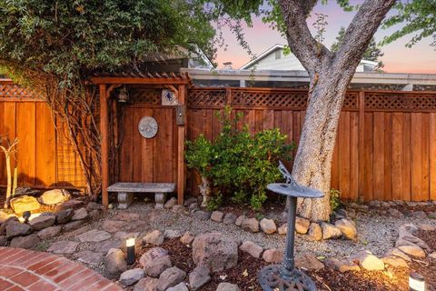 Tiny photo for 434 Devon Court, SAN RAMON, CA 94583 (MLS # ML82025943)