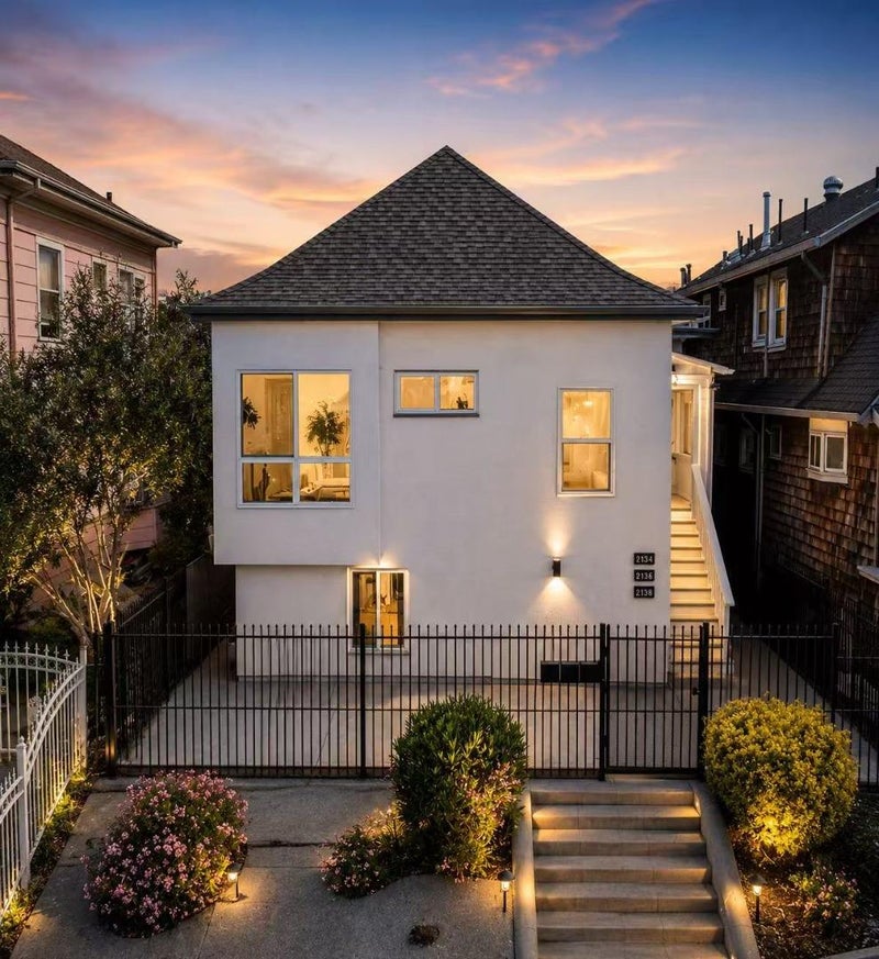 2136 Foothill Boulevard