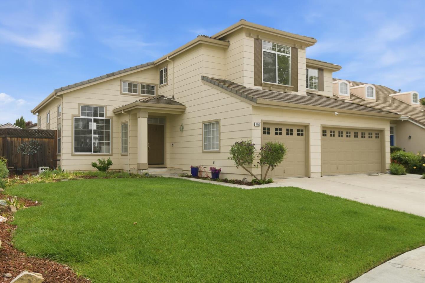 9358 Lone Deer Way