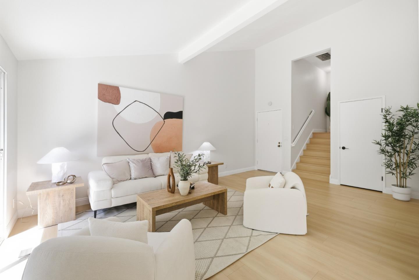10939 Northshore Square