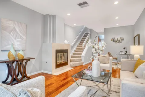 996 Belmont Terrace Unit 2, Sunnyvale, CA 94086 - #: ML81995344