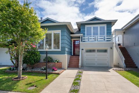 67 Parkside Avenue DALY CITY CA 94015