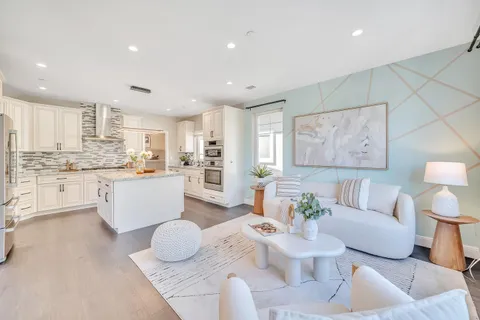 1337 Araujo Street, San Jose, CA 95131 - #: ML82018947