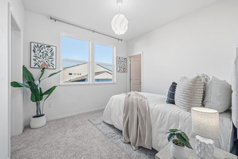 Tiny photo for 621 Blackbury Lane, San Jose, CA 95133 (MLS # ML82030081)