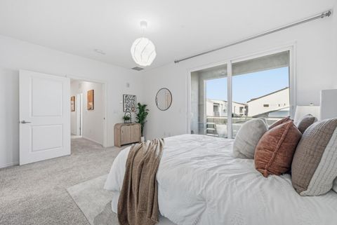 Tiny photo for 621 Blackbury Lane, San Jose, CA 95133 (MLS # ML82030081)