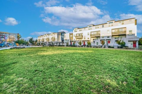 Tiny photo for 621 Blackbury Lane, San Jose, CA 95133 (MLS # ML82030081)