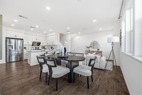 Tiny photo for 621 Blackbury Lane, San Jose, CA 95133 (MLS # ML82030081)