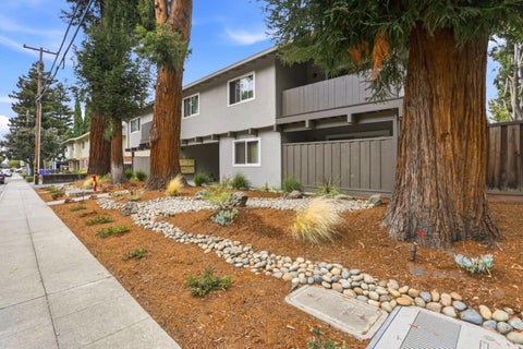 Photo of 239 Easy Street, MOUNTAIN VIEW, CA 94043 (MLS # ML82059940)